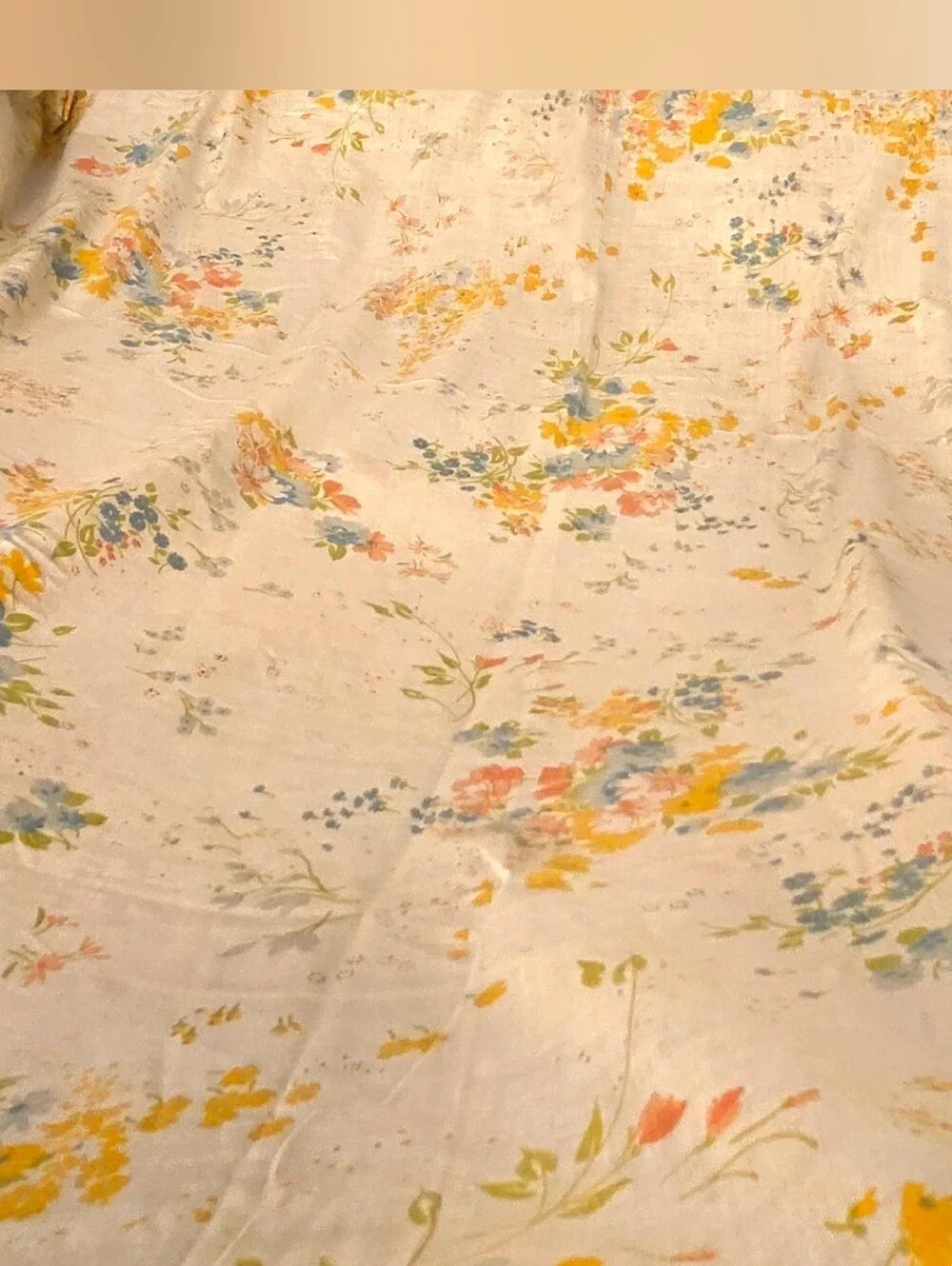 Vintage 1970s Cannon Monticello Twin Sheet Floral Fabric Cottagecore Sewing